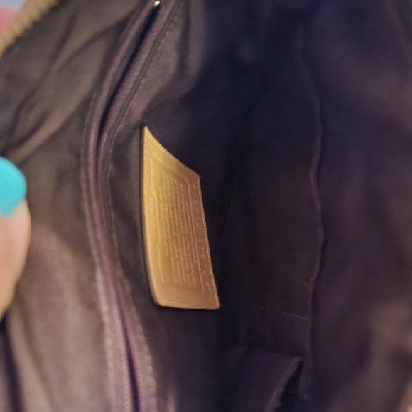 Vintage Coach Crossbody - Picture 5 of 8